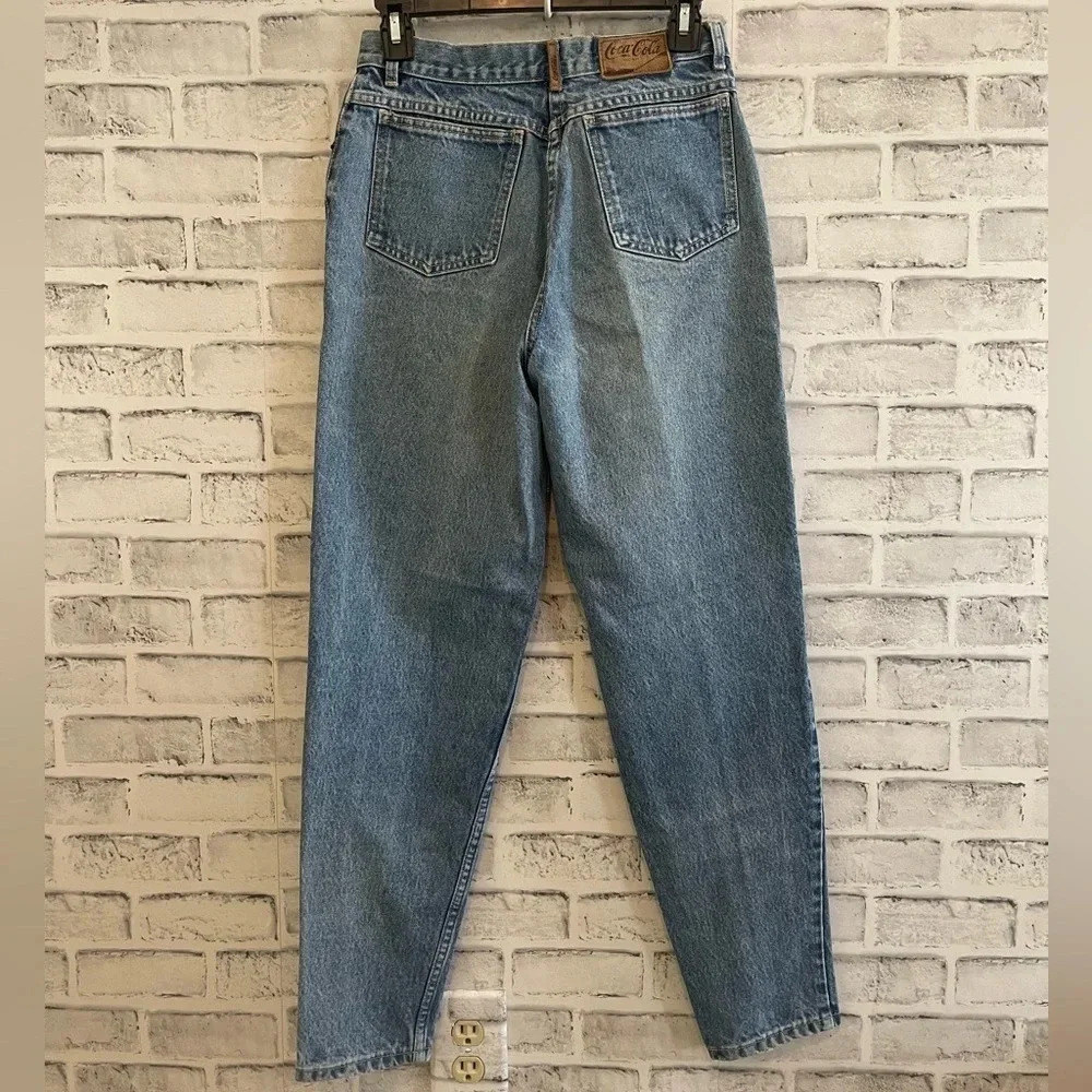 Women’s Vintage 1986 Coca Cola medium wash high rise straight Jeans Size 10 - Picture 2 of 4